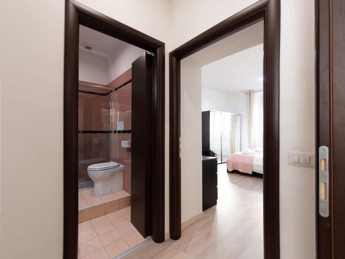 The Best Rent - Spacious Apartment Near Roma Termini Station Bagian luar foto