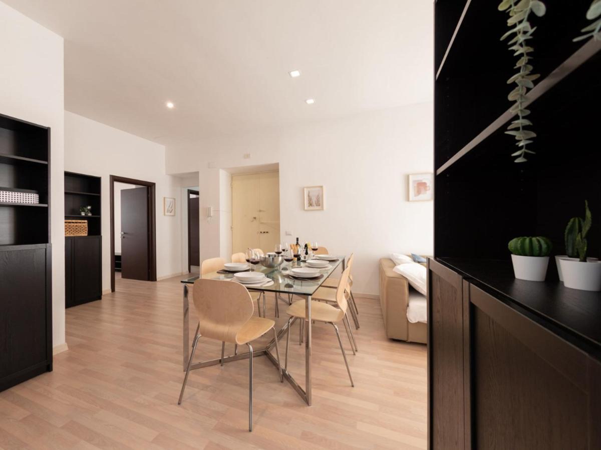 The Best Rent - Spacious Apartment Near Roma Termini Station Bagian luar foto