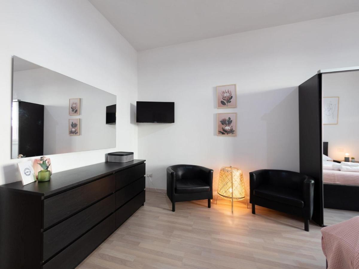 The Best Rent - Spacious Apartment Near Roma Termini Station Bagian luar foto